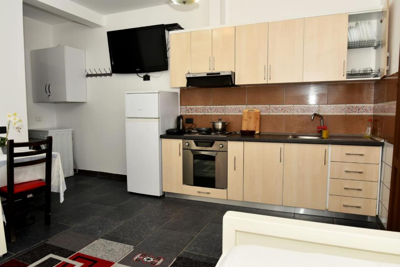 Villas Apartments Shahaj Vlore Exterior photo